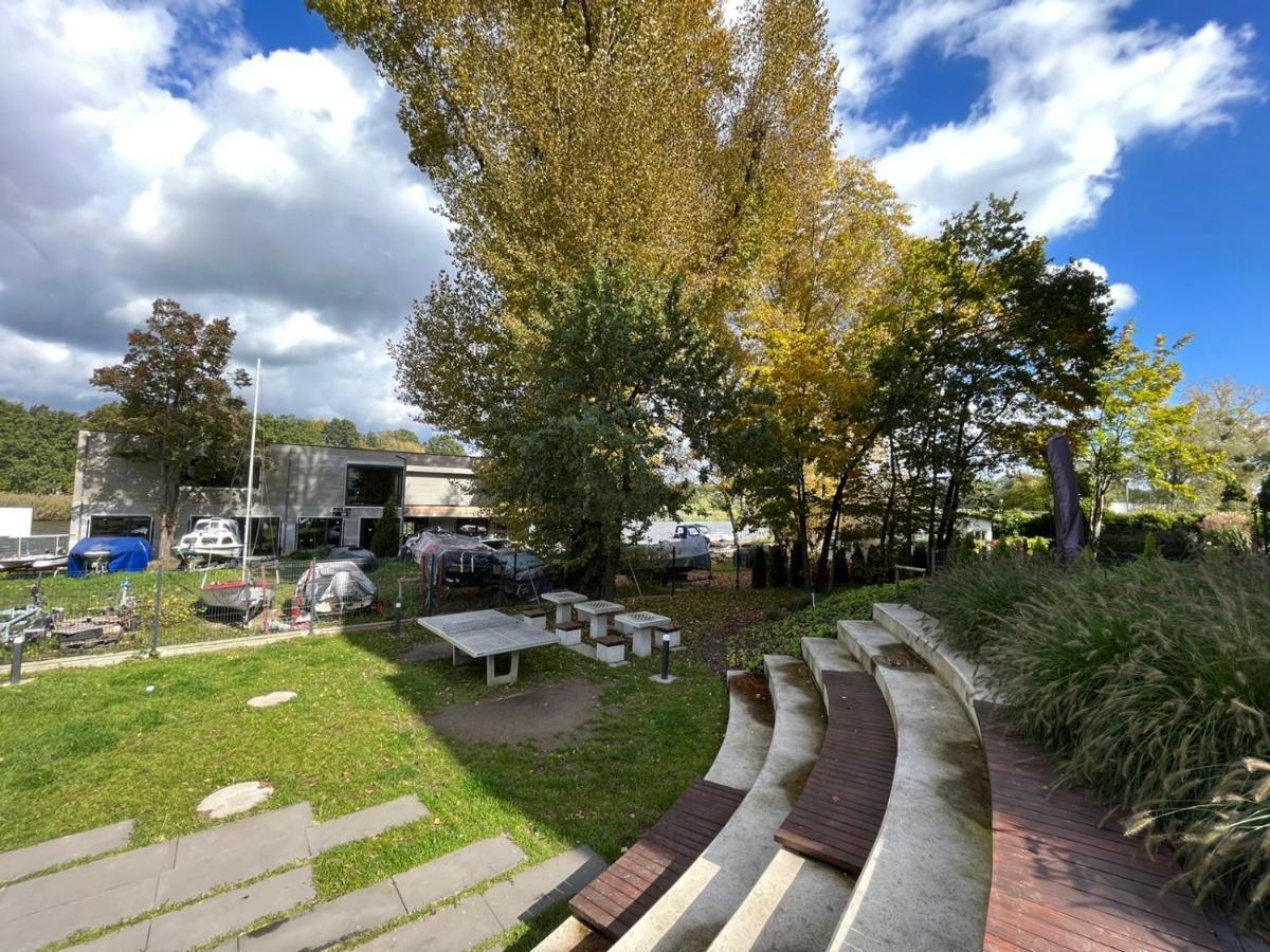 Komfortowy Apartament Z Parkingiem Breslávia Exterior foto
